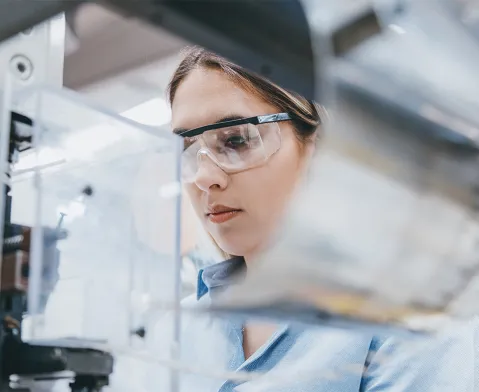 Driving innovation forward - #row2 - #image2